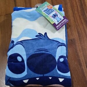 Disney Stitch Blue and Navy Character Beach Towel 28 In X 58 In NWT KIDS